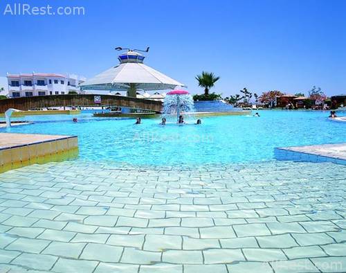 Dreams Beach Resort 8